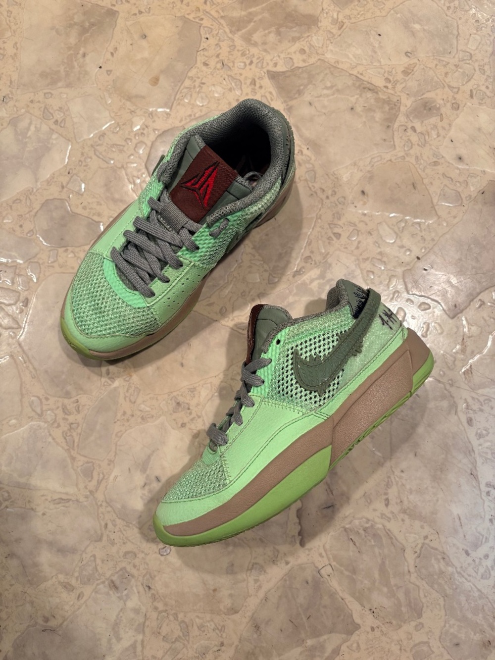 Nike Ja 1 Halloween Zombie Lime Green Sz 3.5Y